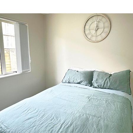 Bright&Cozy Room - Homestay Style - On Street Parking Only Auckland Zewnętrze zdjęcie